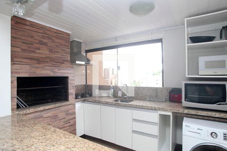 Apartamento à venda com 137m², 3 quartos e 1 vagaCozinha c Churrasqueira + Área de Serviço 2