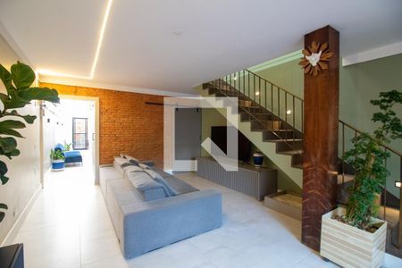 Sala de casa à venda com 3 quartos, 195m² em Campo Belo, São Paulo