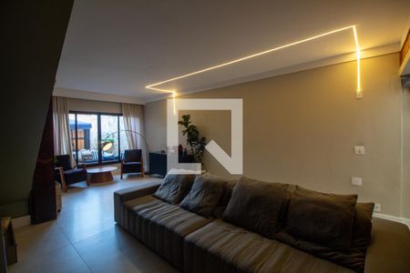 Sala de casa à venda com 3 quartos, 195m² em Campo Belo, São Paulo