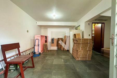 Casa à venda com 288m², 3 quartos e 2 vagasQuarto de Serviço