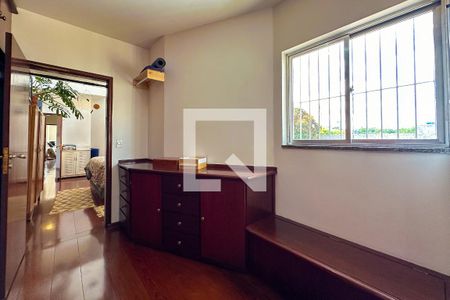 Casa à venda com 288m², 3 quartos e 2 vagasQuarto 3 - Suite