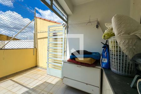 Casa à venda com 288m², 3 quartos e 2 vagasÁrea de Serviço