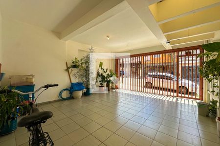 Casa à venda com 288m², 3 quartos e 2 vagasGaragem