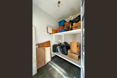 Casa à venda com 288m², 3 quartos e 2 vagasDepósito 