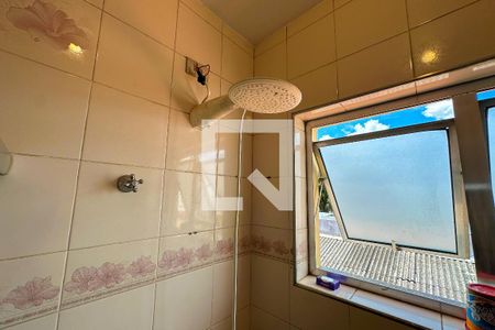 Casa à venda com 288m², 3 quartos e 2 vagasBanheiro Social