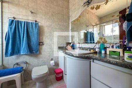 Casa à venda com 288m², 3 quartos e 2 vagasBanheiro do Quarto 3