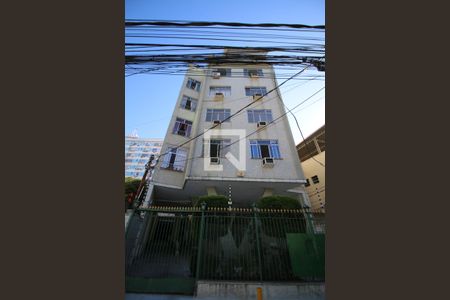 Fachada do Prédio de apartamento para alugar com 3 quartos, 80m² em Bonsucesso, Rio de Janeiro