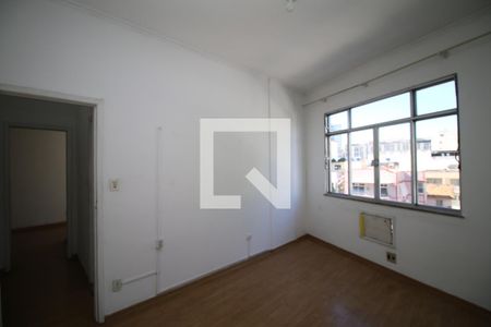 Quarto 2 de apartamento para alugar com 3 quartos, 80m² em Bonsucesso, Rio de Janeiro