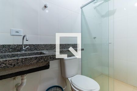 Banheiro de apartamento para alugar com 2 quartos, 28m² em Jardim Helena, São Paulo