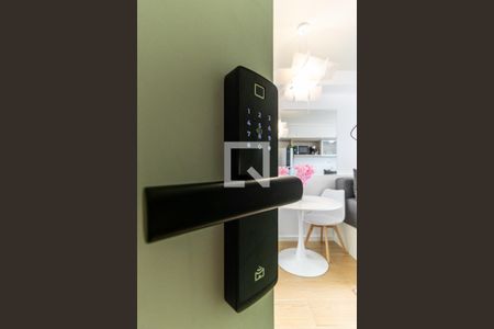 Studio à venda com 26m², 1 quarto e sem vagaFechadura Eletrônica