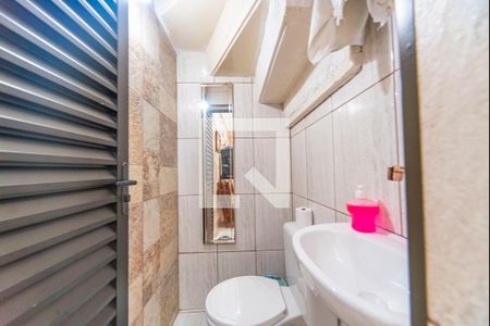 Casa à venda com 156m², 3 quartos e 2 vagasBanheiro da Área Gourmet