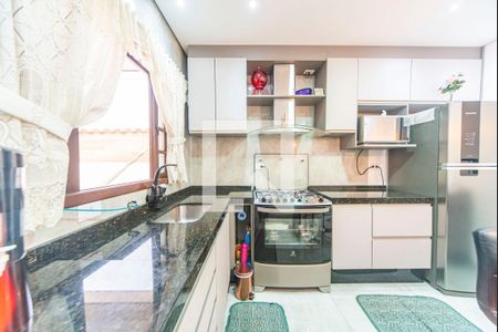 Casa à venda com 156m², 3 quartos e 2 vagasCozinha