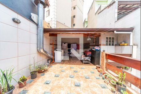 Casa à venda com 156m², 3 quartos e 2 vagasVaranda