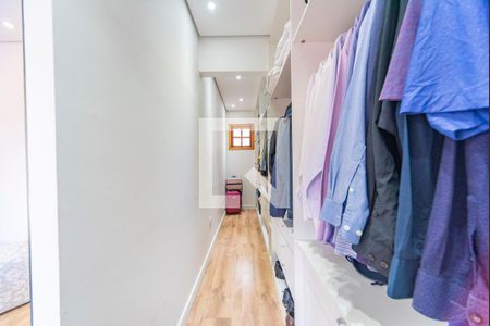 Casa à venda com 156m², 3 quartos e 2 vagasCloset do quarto 3