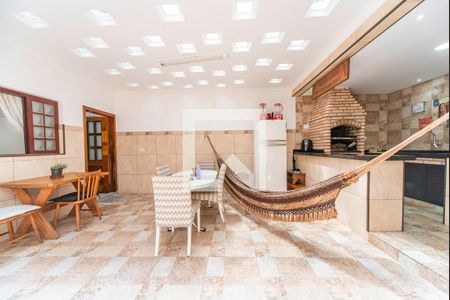 Casa à venda com 156m², 3 quartos e 2 vagasQuintal e Área Gourmet