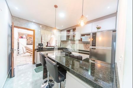 Casa à venda com 156m², 3 quartos e 2 vagasCozinha