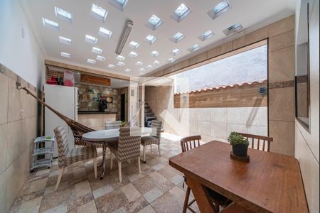 Casa à venda com 156m², 3 quartos e 2 vagasQuintal e Área Gourmet