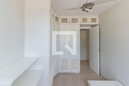 Apartamento à venda com 107m², 3 quartos e 2 vagasQuarto 2