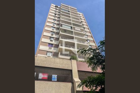 Apartamento à venda com 107m², 3 quartos e 2 vagasFachada