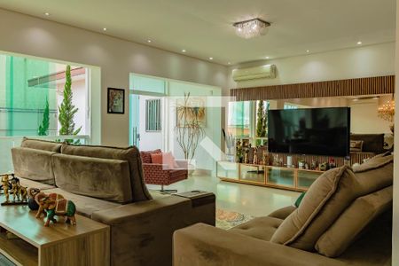 Sala de casa para alugar com 4 quartos, 600m² em Jabaquara, São Paulo