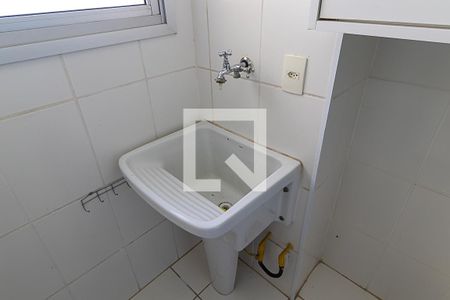 Apartamento para alugar com 70m², 2 quartos e 1 vagaÁrea de serviço
