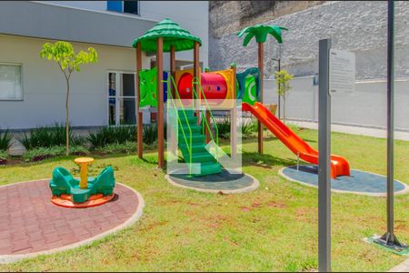 Apartamento à venda com 41m², 2 quartos e sem vagaÁrea comum - Playground