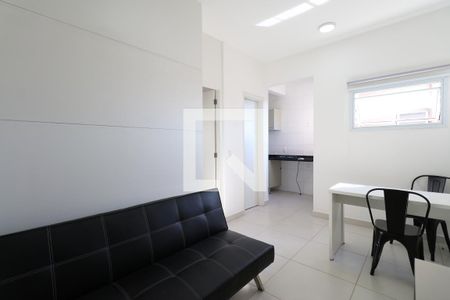 Sala/cozinha de apartamento para alugar com 1 quarto, 28m² em Luz, São Paulo