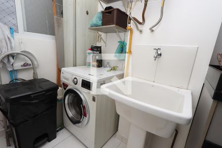 Apartamento à venda com 55m², 2 quartos e 1 vagaCozinha e Área de Serviço