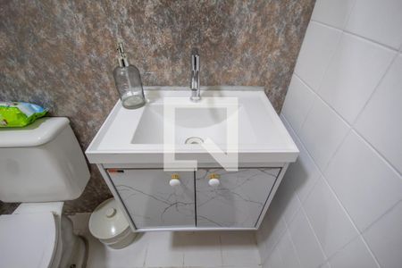 Apartamento para alugar com 54m², 2 quartos e 1 vaga Apartamento para alugar com 54m², 2 quartos e 1 vagaBanheiro