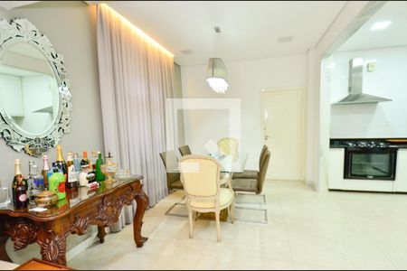 Sala de jantar de apartamento à venda com 2 quartos, 96m² em Serra, Belo Horizonte