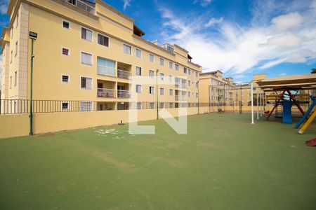 Apartamento à venda com 200m², 2 quartos e 2 vagas Apartamento à venda com 200m², 2 quartos e 2 vagasÁrea comum - Playground