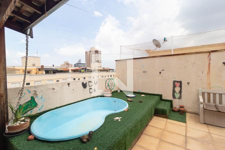 Apartamento à venda com 200m², 2 quartos e 2 vagas Apartamento à venda com 200m², 2 quartos e 2 vagasTerraço