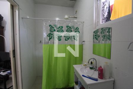 Casa à venda com 328m², 4 quartos e sem vagaBanheiro da suíte 3