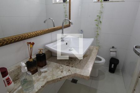 Casa à venda com 328m², 4 quartos e sem vagaLavabo