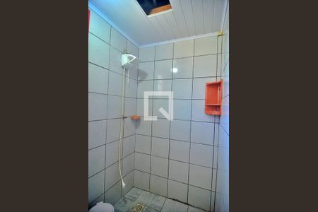 Banheiro de apartamento para alugar com 1 quarto, 29m² em Olaria, Canoas