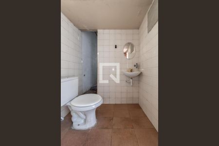 Casa à venda com 240m², 6 quartos e 1 vagaBanheiro de Serviço