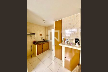 Apartamento à venda com 60m², 2 quartos e sem vagaCOZINHA
