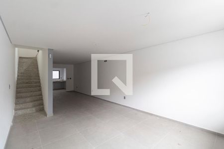 Sala de casa à venda com 3 quartos, 164m² em Vila Nhocuné, São Paulo