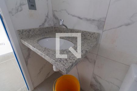Lavabo de casa à venda com 3 quartos, 164m² em Vila Nhocuné, São Paulo