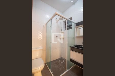 Banheiro de casa para alugar com 1 quarto, 75m² em Jardim Roberto, Osasco