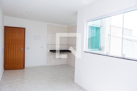 Sala de apartamento para alugar com 2 quartos, 40m² em Jardim Maringá, São Paulo