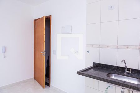 Cozinha de apartamento para alugar com 2 quartos, 40m² em Jardim Maringá, São Paulo