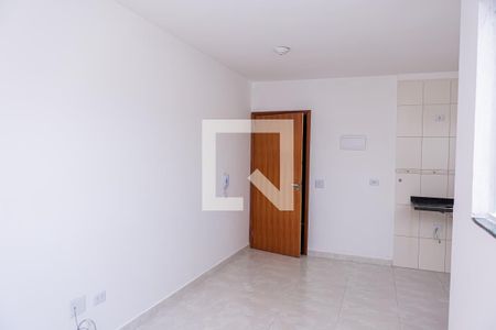 Sala de apartamento para alugar com 2 quartos, 40m² em Jardim Maringá, São Paulo