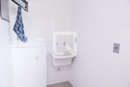 Casa à venda com 164m², 3 quartos e 3 vagas Casa à venda com 164m², 3 quartos e 3 vagasCozinha e Área de Serviço