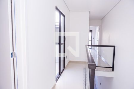 Casa à venda com 164m², 3 quartos e 3 vagas Casa à venda com 164m², 3 quartos e 3 vagasCorredor