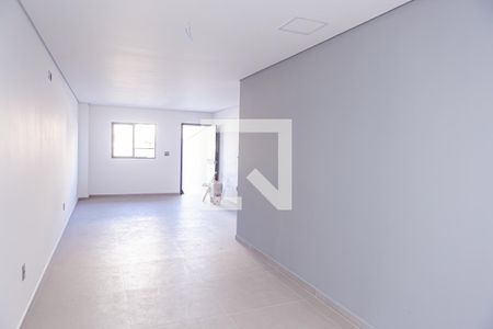 Sala de casa à venda com 3 quartos, 164m² em Vila Nhocuné, São Paulo