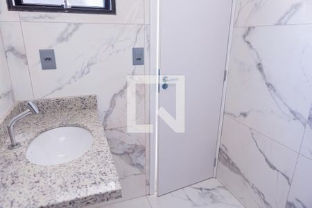 Casa à venda com 164m², 3 quartos e 3 vagas Casa à venda com 164m², 3 quartos e 3 vagasBanheiro do Quarto 3