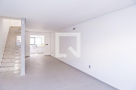 Sala de casa à venda com 3 quartos, 164m² em Vila Nhocuné, São Paulo