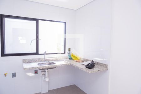 Casa à venda com 164m², 3 quartos e 3 vagas Casa à venda com 164m², 3 quartos e 3 vagasCozinha e Área de Serviço