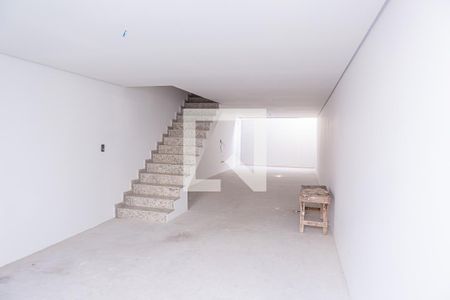 Casa à venda com 164m², 3 quartos e 3 vagas Casa à venda com 164m², 3 quartos e 3 vagasGaragem